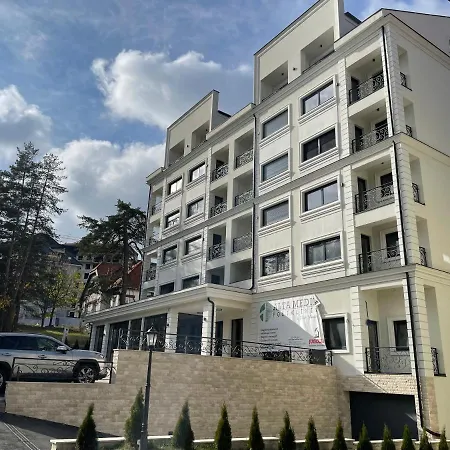 Dino Panorama Gallery And Library Aparthotel Zlatibor